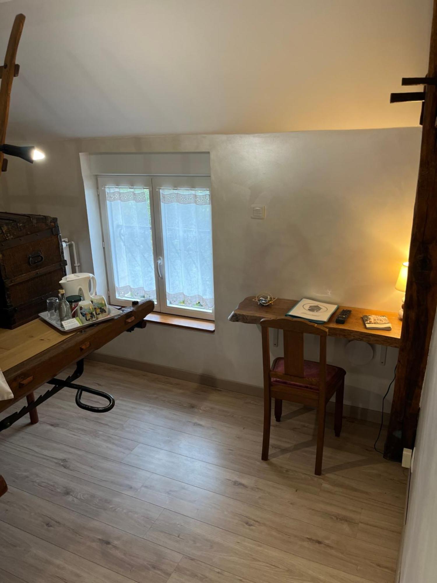 Brécy La Fauconniere Bed & Breakfast エクステリア 写真